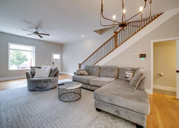 Well-appointed Home: 1 Mi To Dtwn! * Pittsburgh