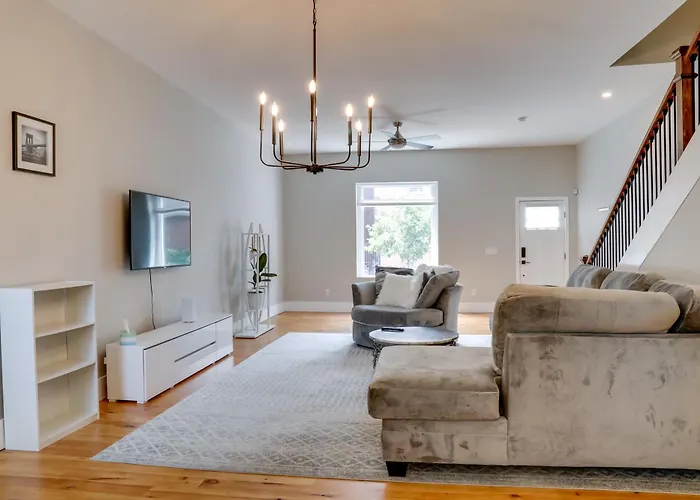 Well-appointed Home: 1 Mi To Dtwn! * Pittsburgh